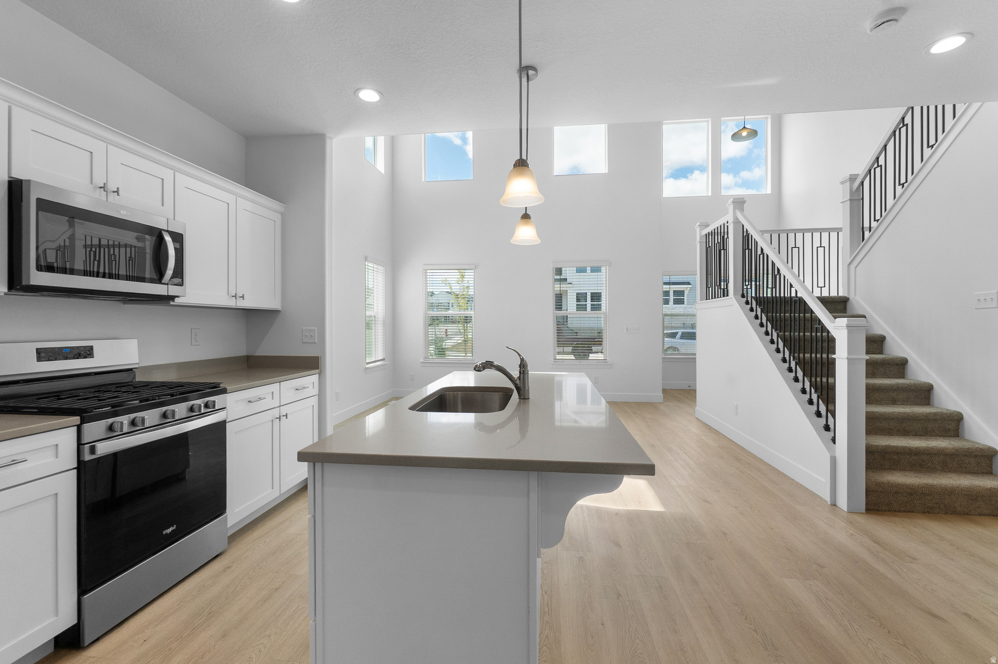 WILLOW POINT - Residential