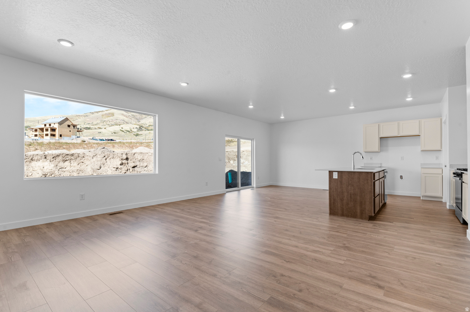 INVERNESS BY D.R. HORTON - Residential