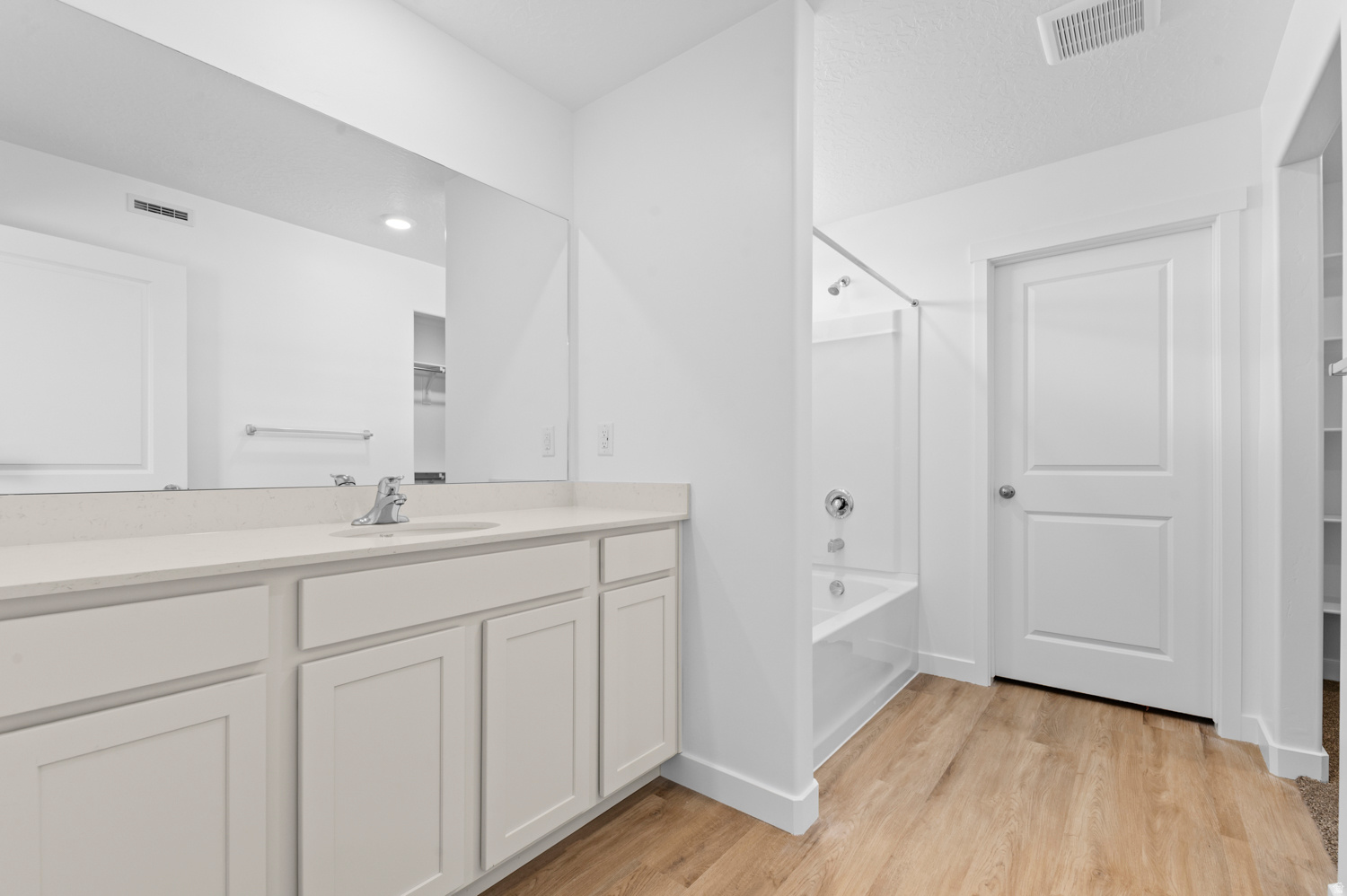 INVERNESS BY D.R. HORTON - Residential