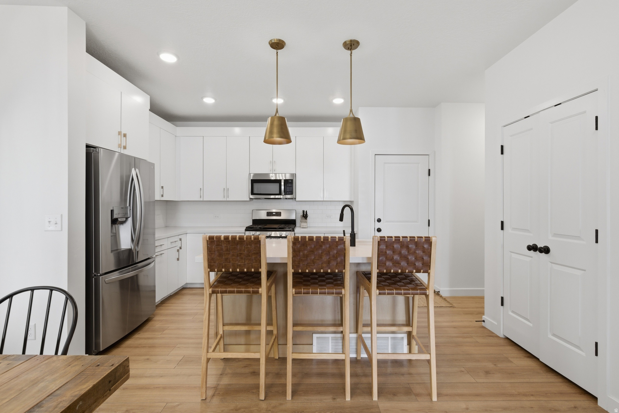 RIDGEVIEW - Residential