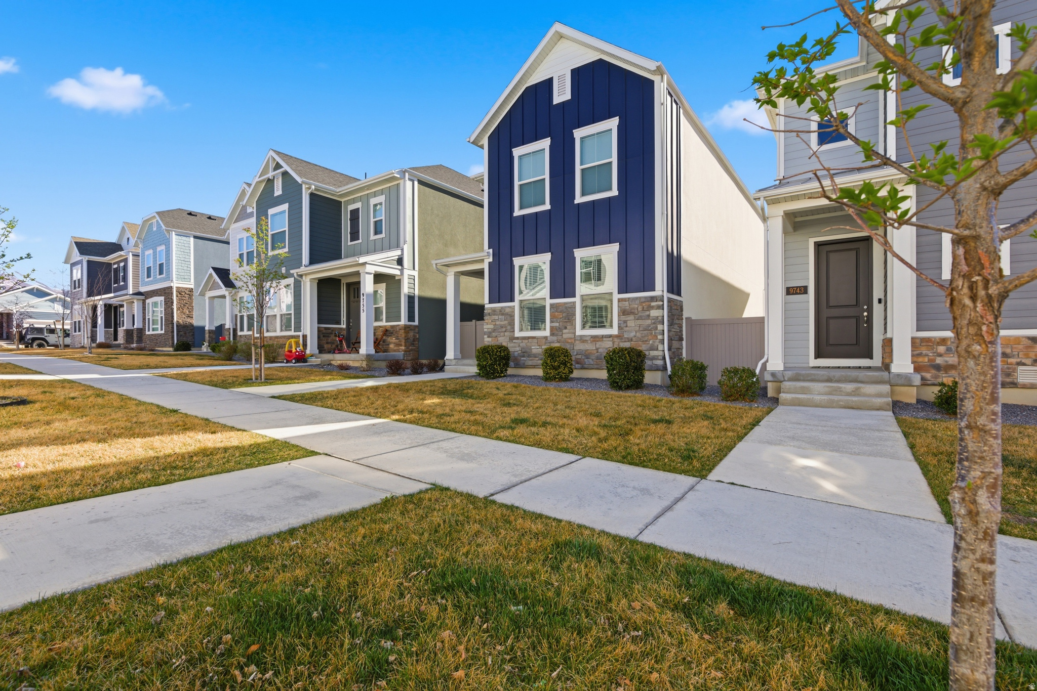 RIDGEVIEW - Residential