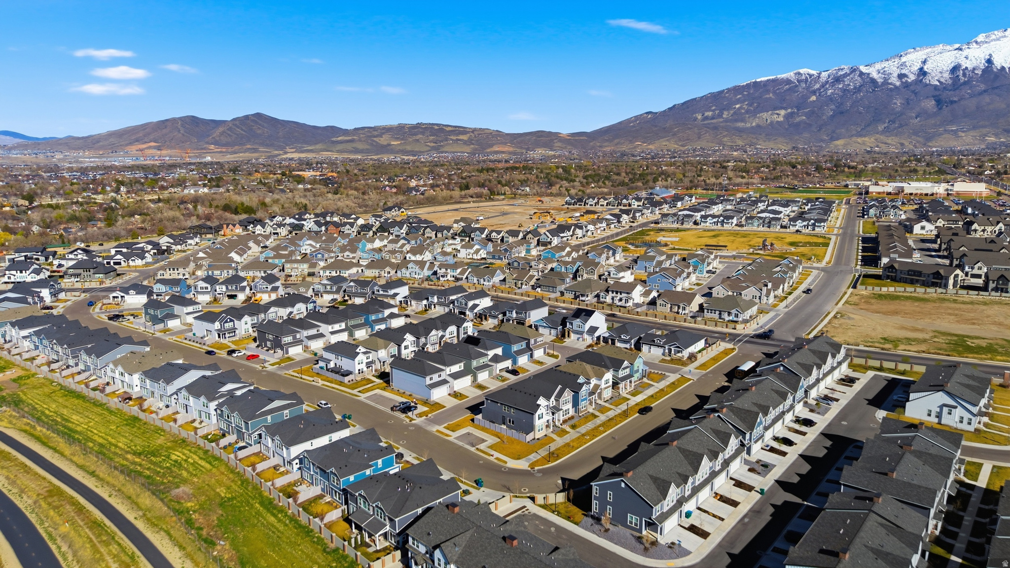 RIDGEVIEW - Residential