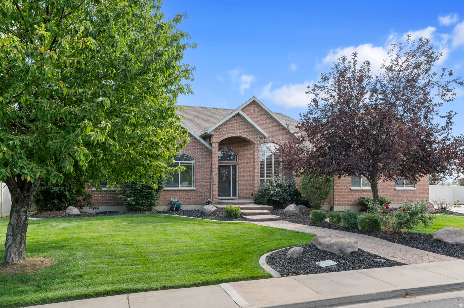 PARK MEADOWS - Residential
