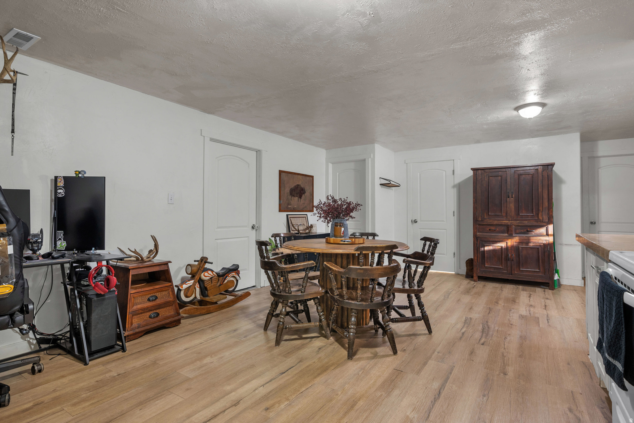 BLACK HAWK HILLS - Residential