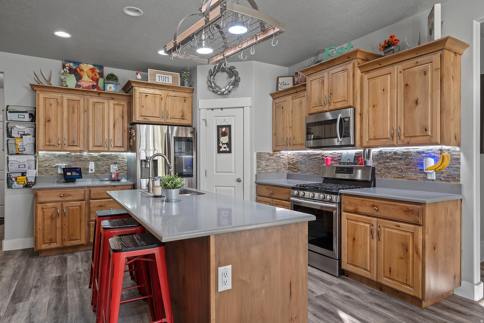 BLACK HAWK HILLS - Residential