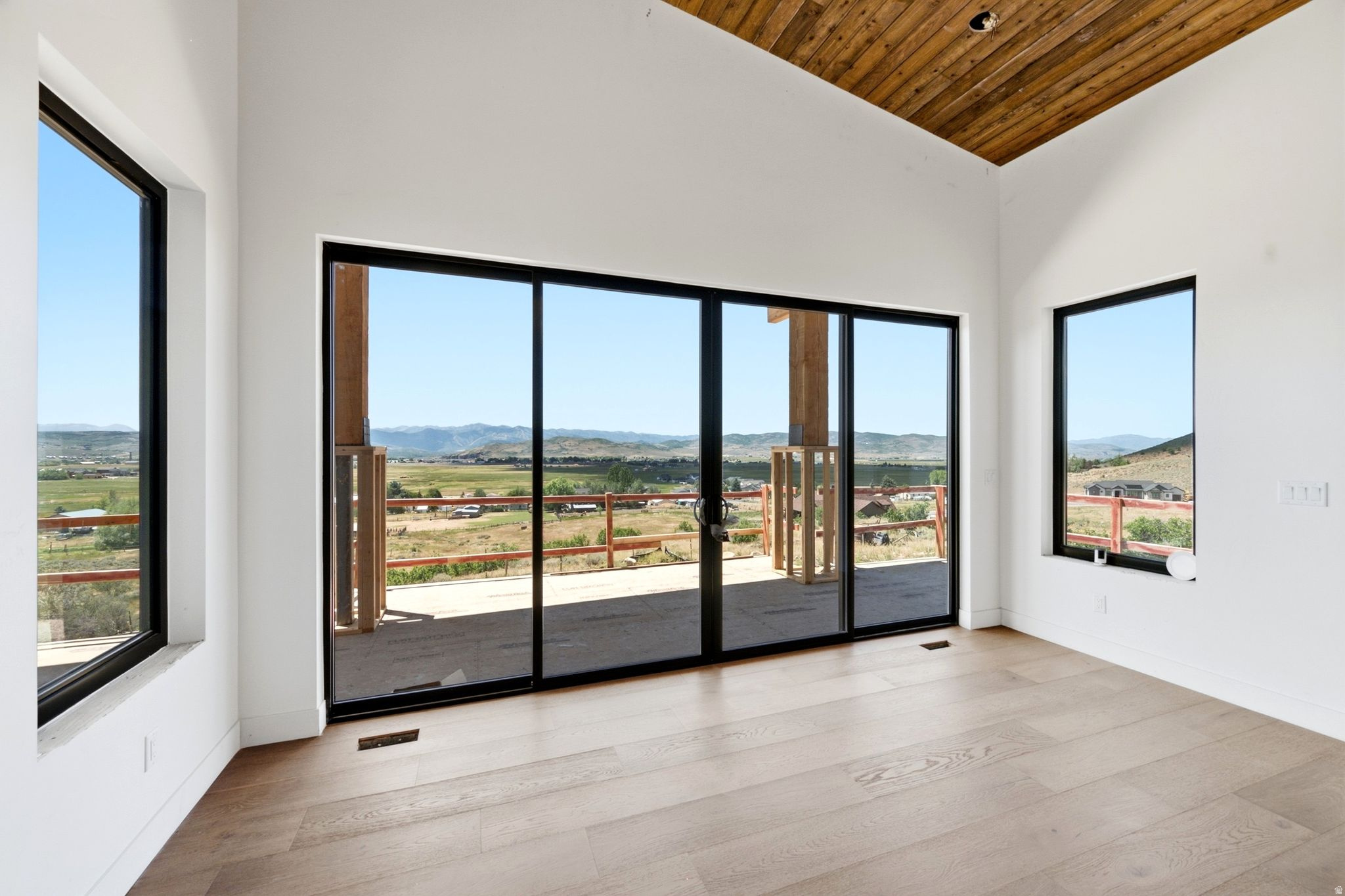 FOOTHILLS AT FRANCIS GATE - Residential