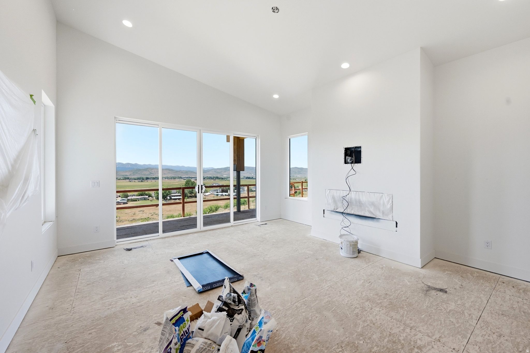 FOOTHILLS AT FRANCIS GATE - Residential
