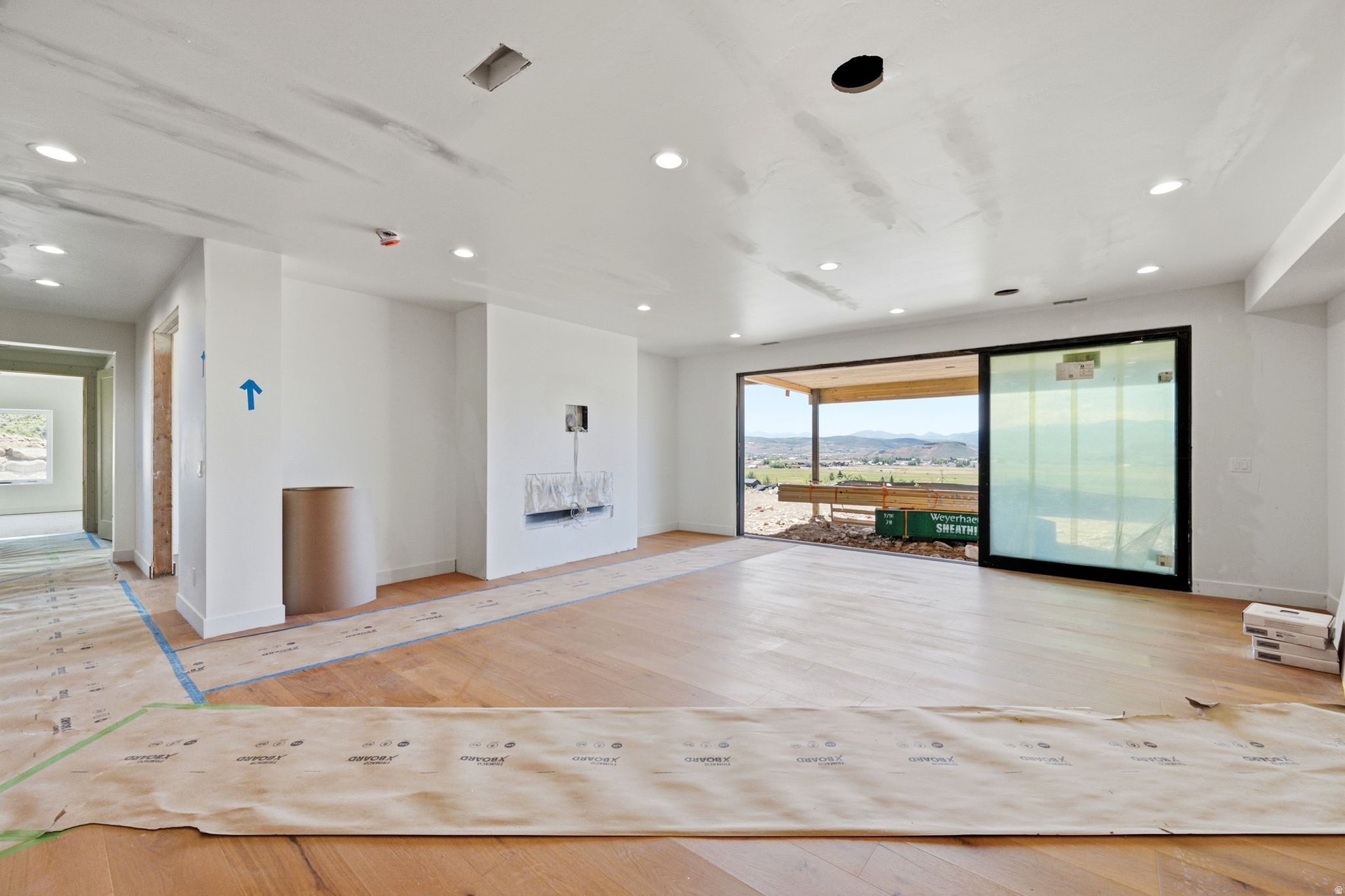 FOOTHILLS AT FRANCIS GATE - Residential