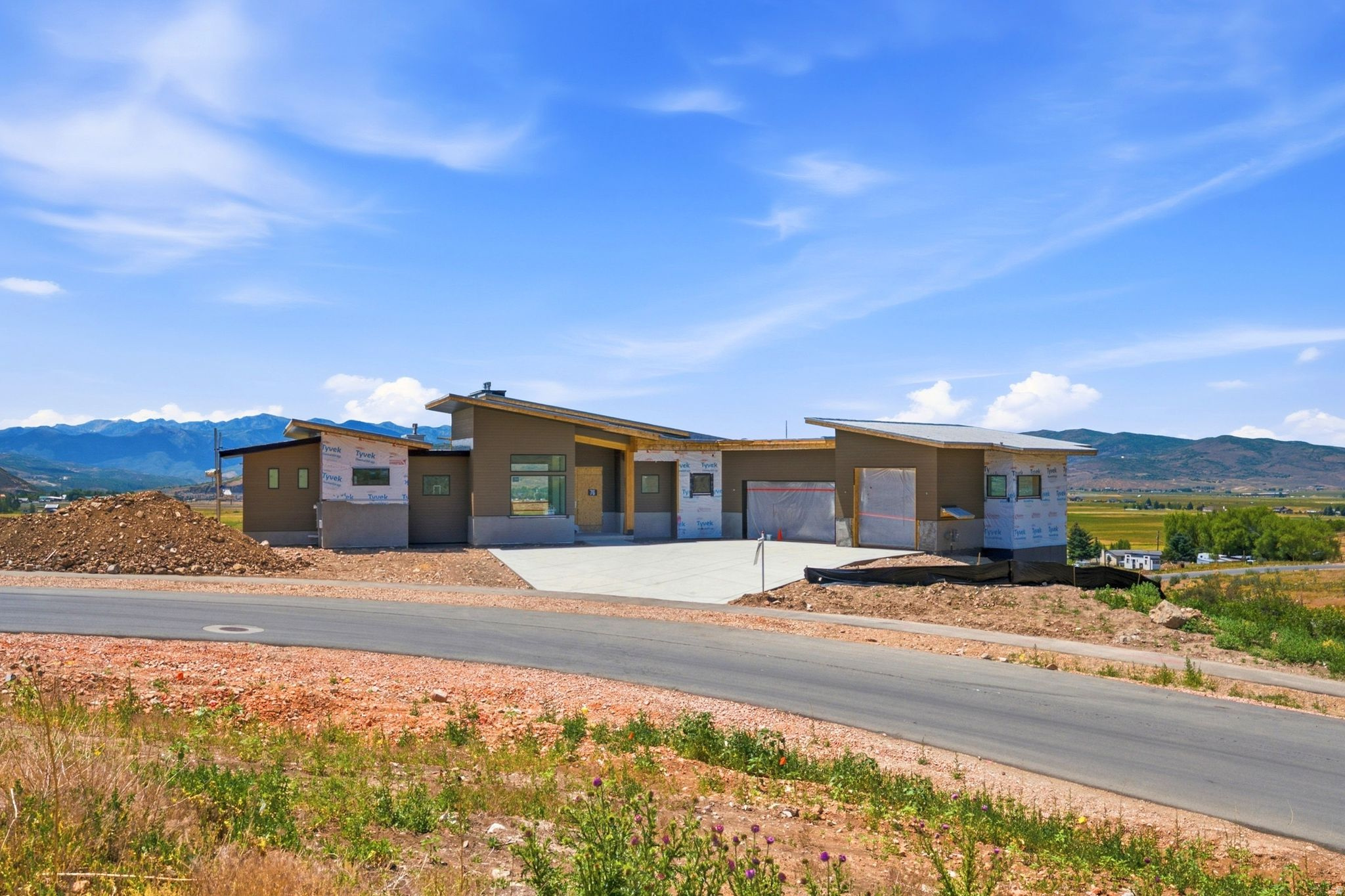 FOOTHILLS AT FRANCIS GATE - Residential