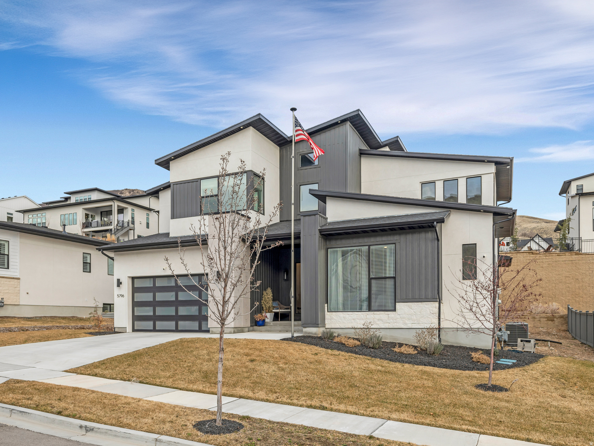 CANYON POINT - Residential