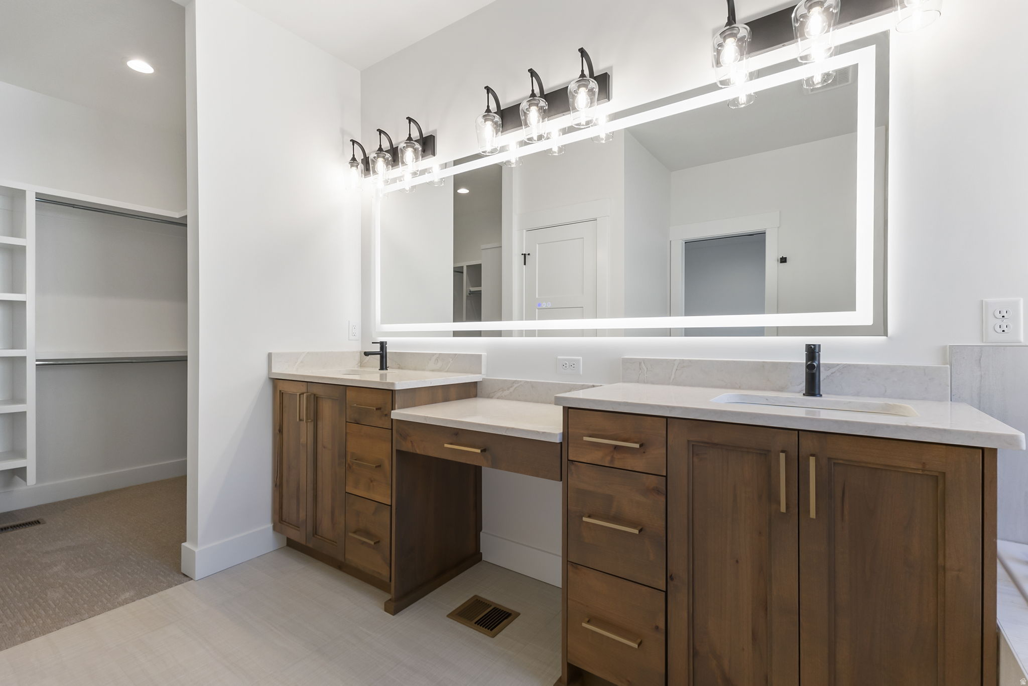 NORTHVIEW ESTATES - Residential