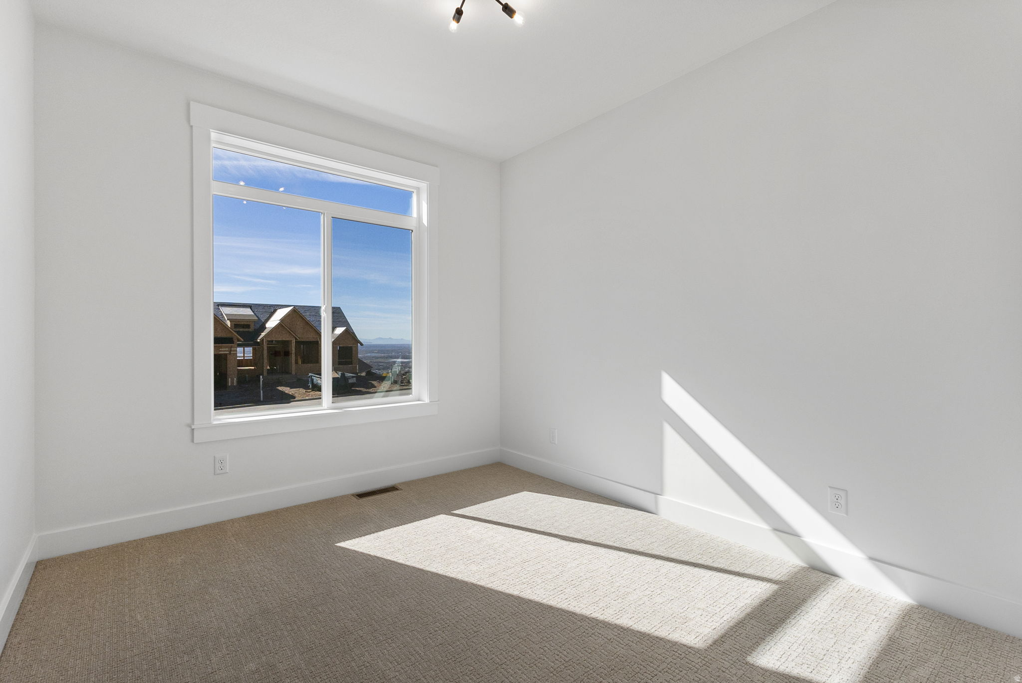NORTHVIEW ESTATES - Residential