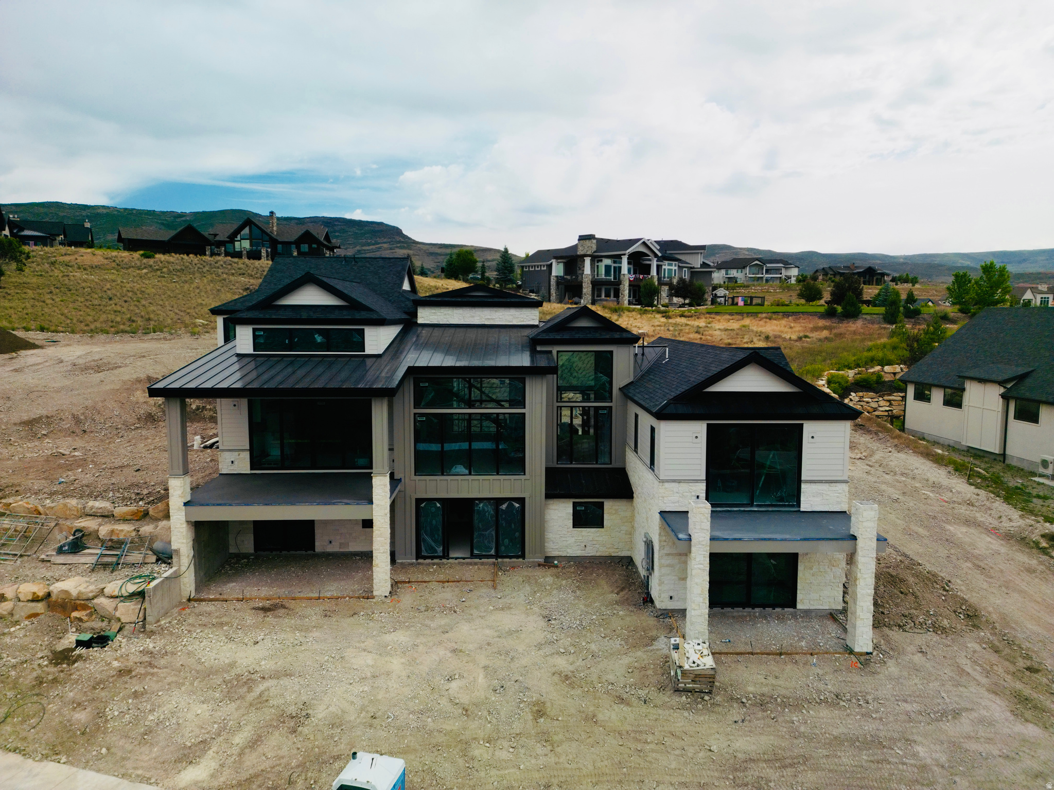 CROSSINGS AT LAKE CREEK - Residential