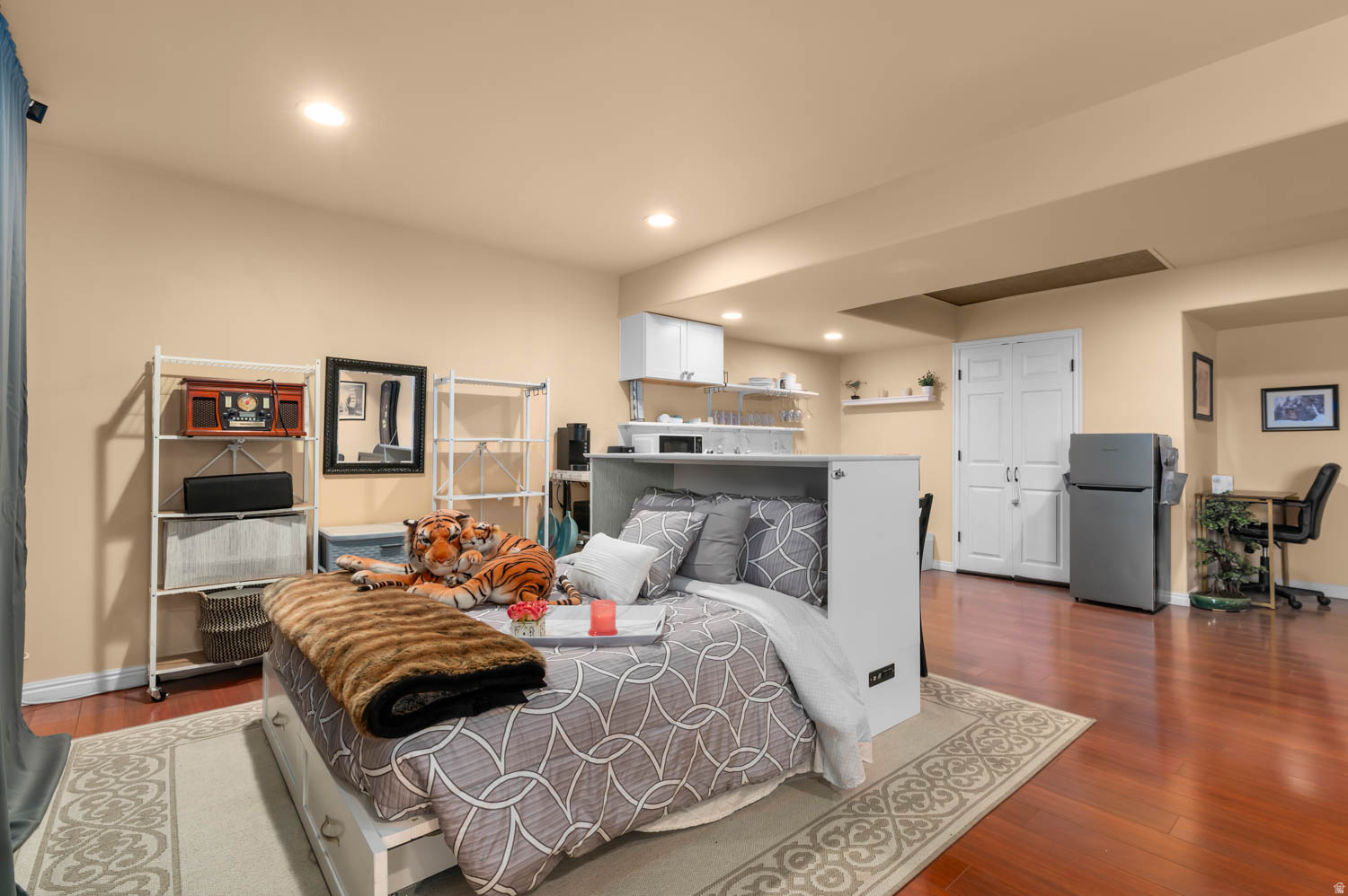 GABLES AT STERLING VILLAGE PUD - Residential