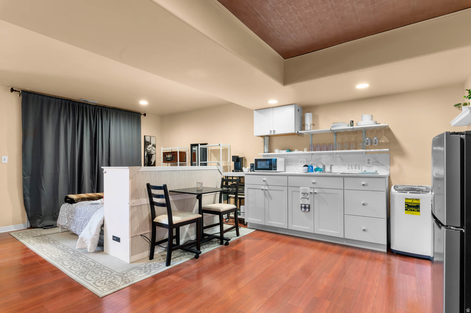 GABLES AT STERLING VILLAGE PUD - Residential