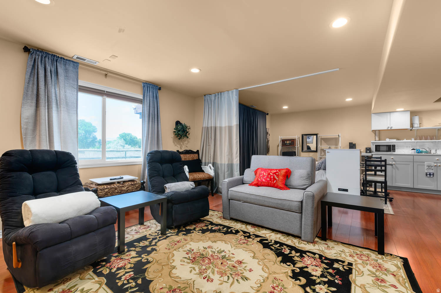GABLES AT STERLING VILLAGE PUD - Residential