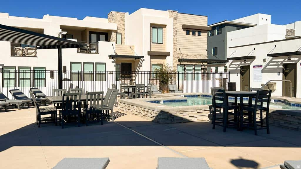 DESERT COLOR RESORT PH 5 - Residential