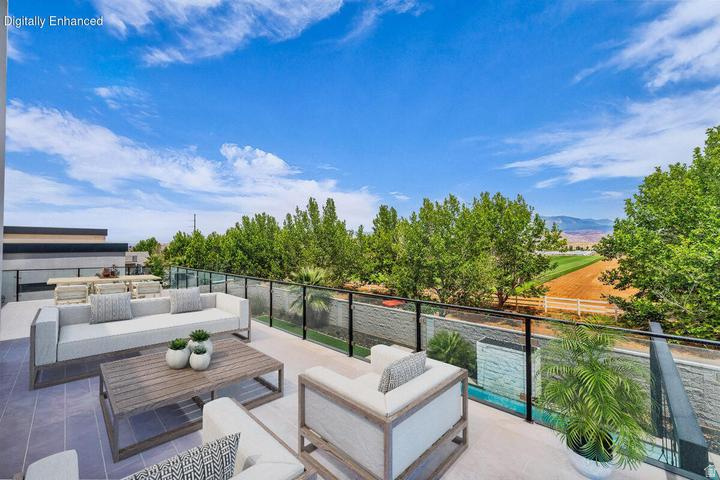 SOUTHERN ESTATES - Residential