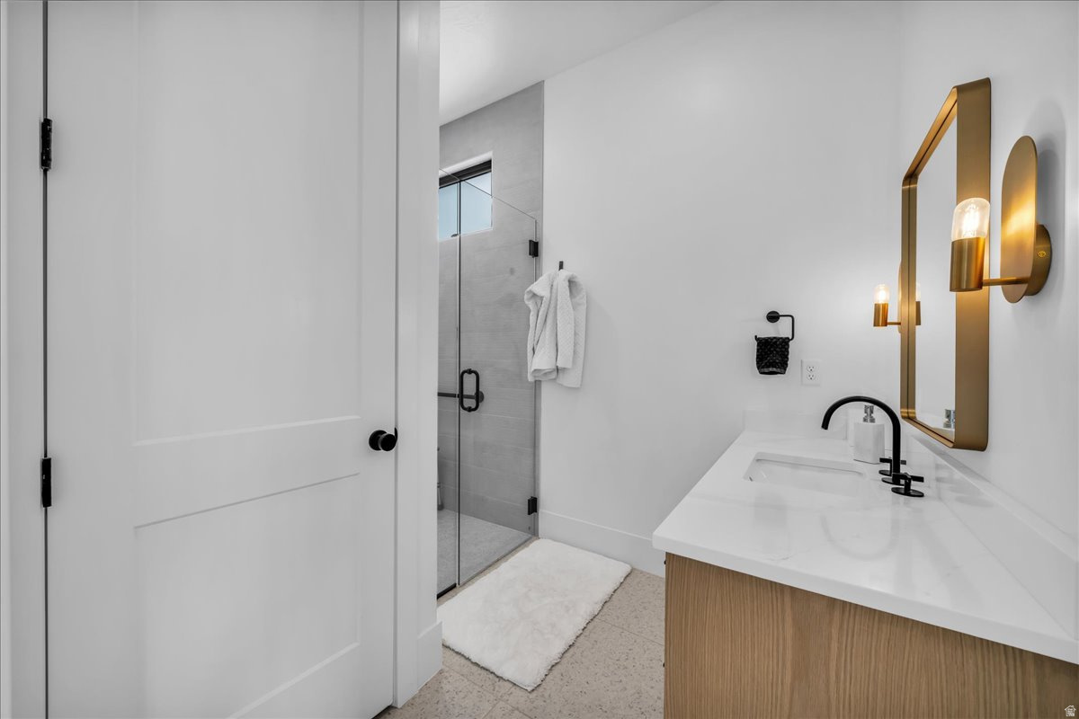 SOUTHERN ESTATES - Residential