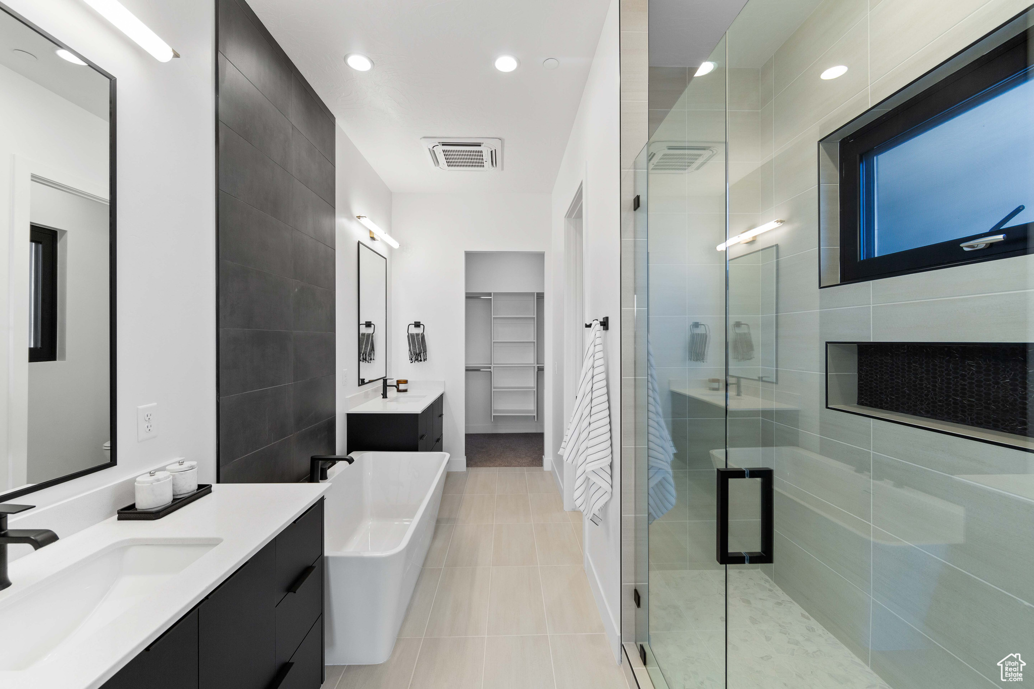 GOLF VIEW ESTATES AT - Residential