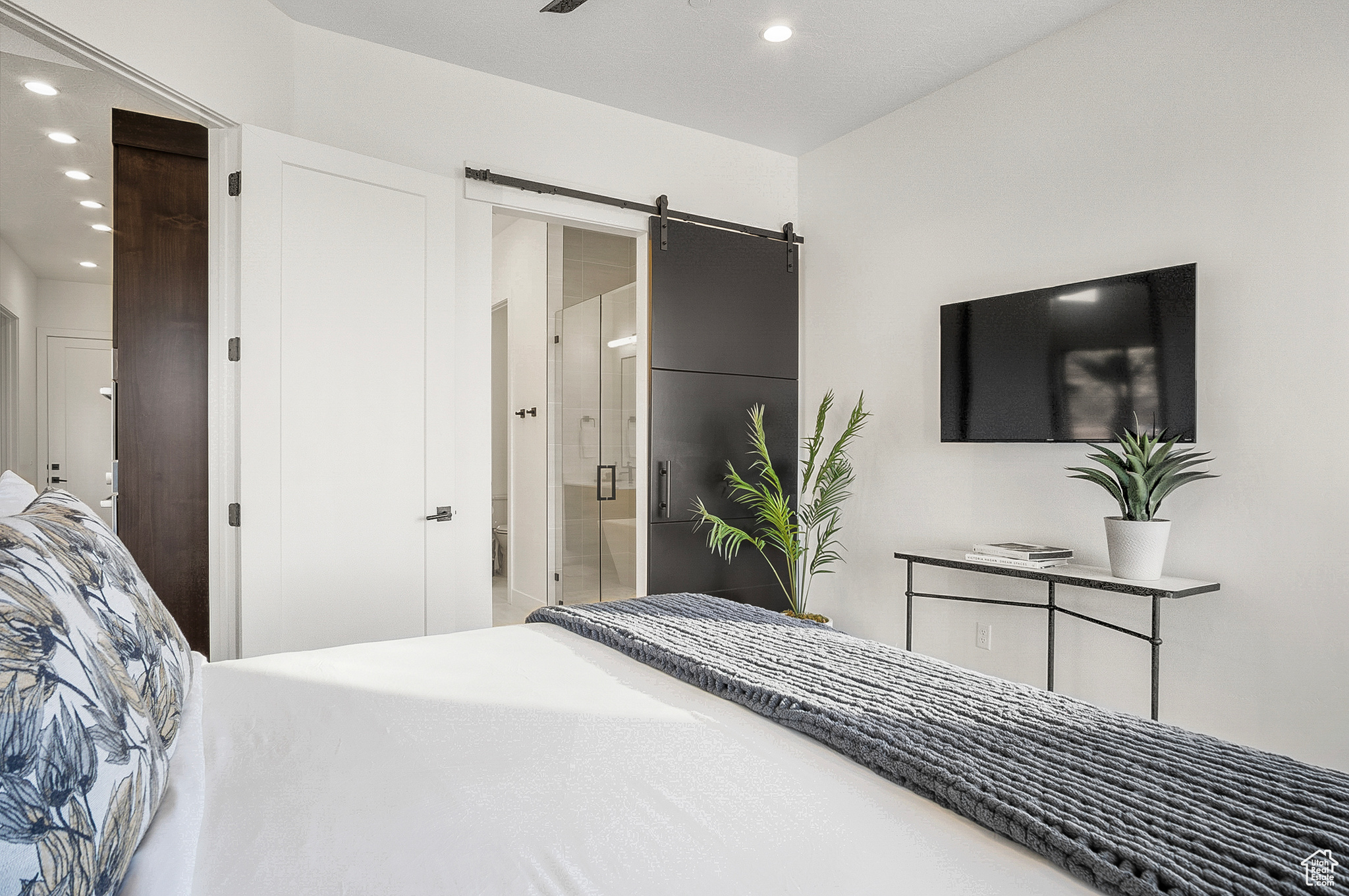 GOLF VIEW ESTATES AT - Residential