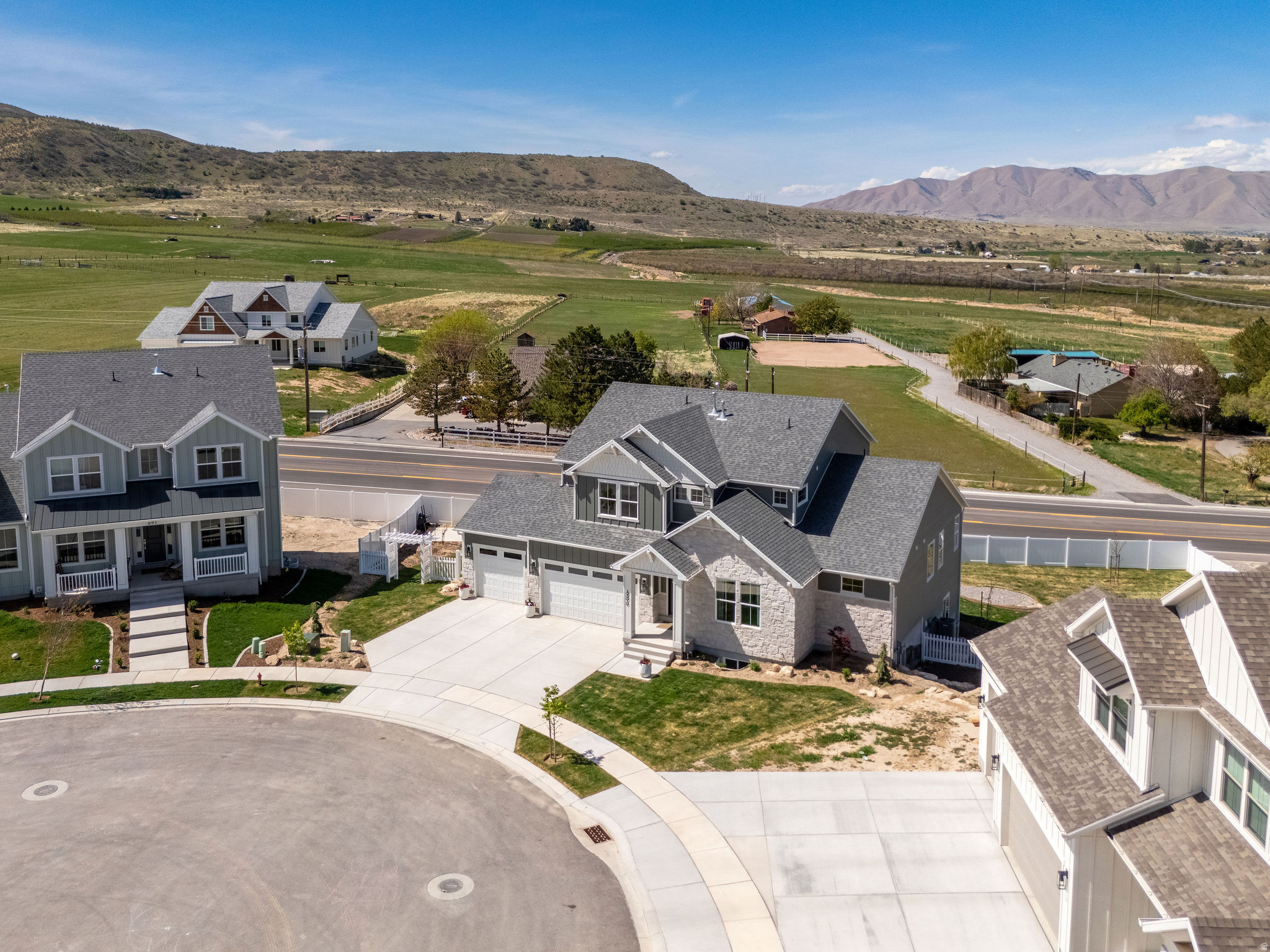 AMBLEVIEW ESTATES - Residential