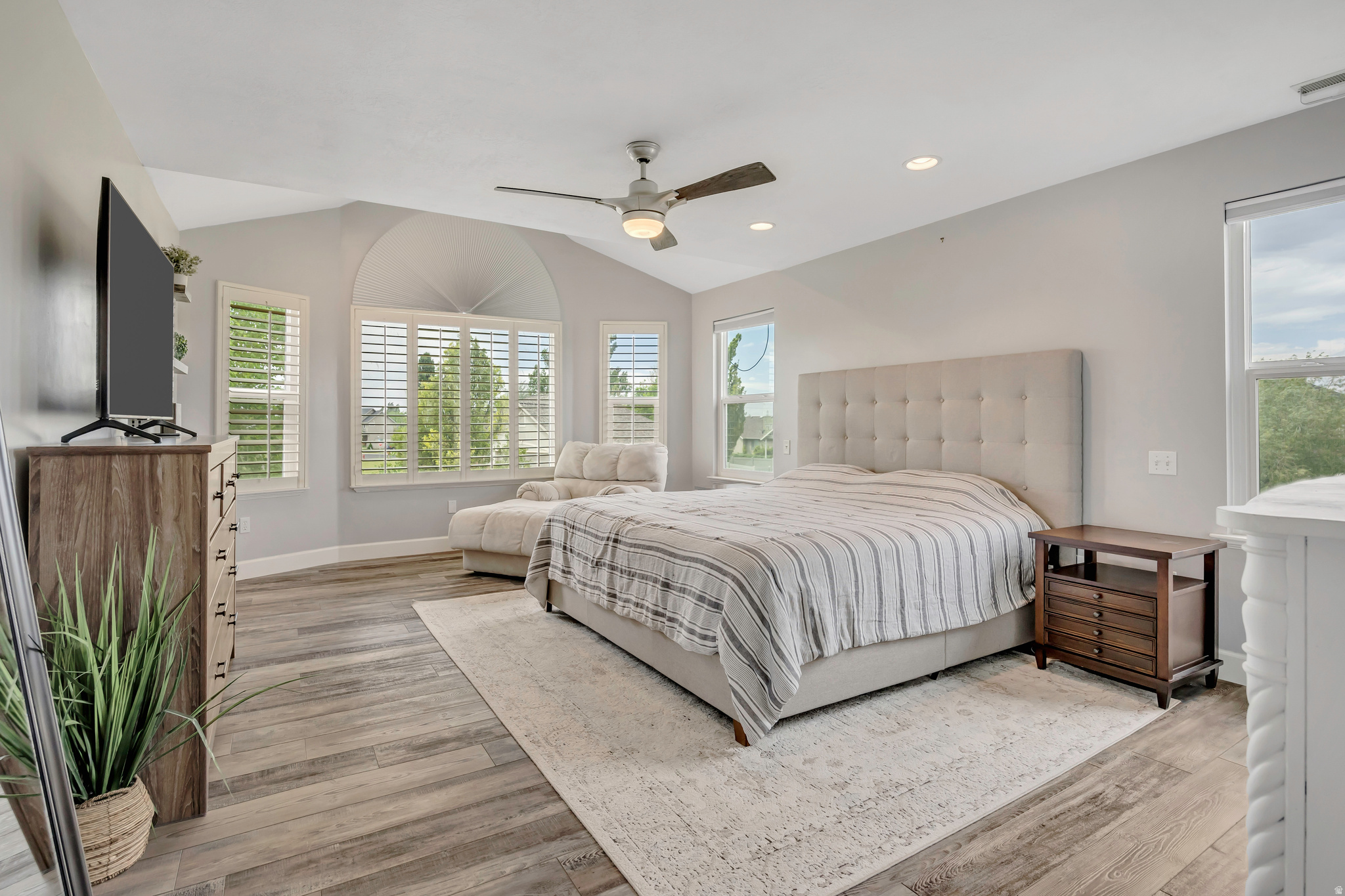 FARMINGTON RANCHES - Residential