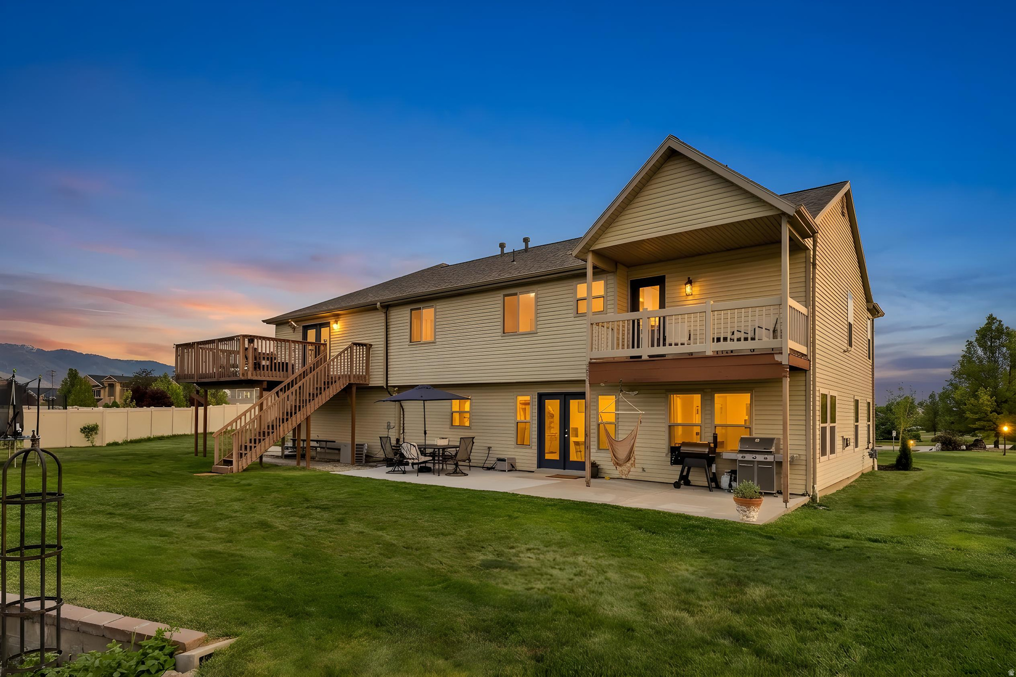 FARMINGTON RANCHES - Residential