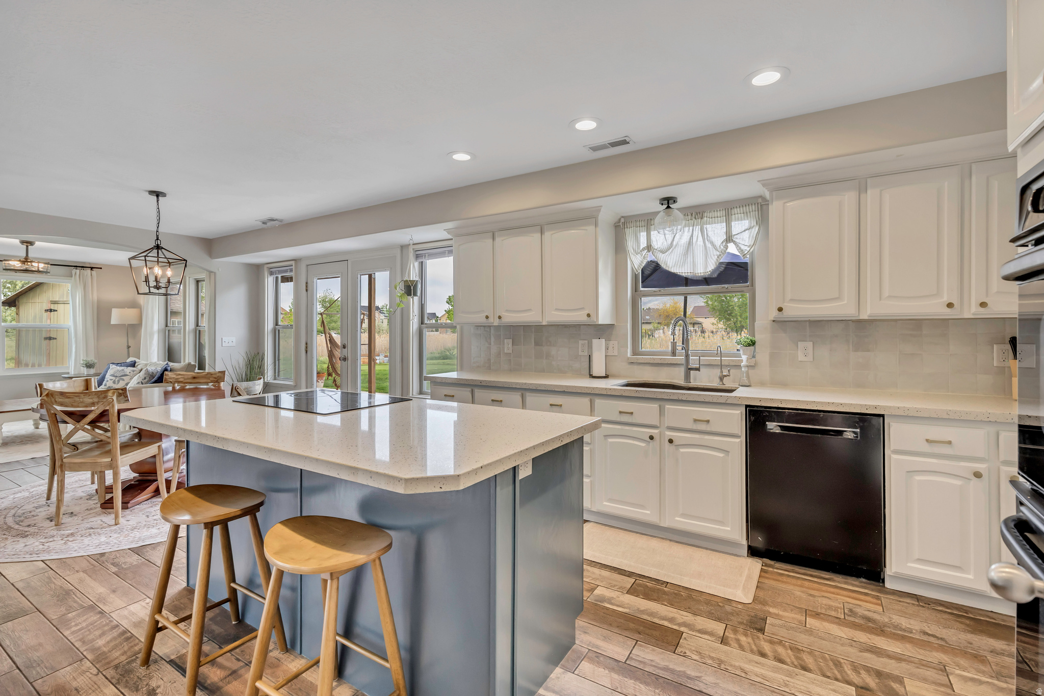FARMINGTON RANCHES - Residential