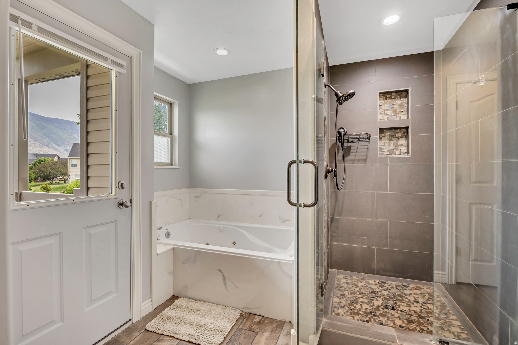 FARMINGTON RANCHES - Residential