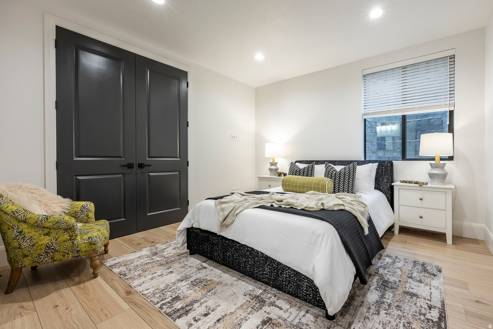 RIDGEVIEW EST 408 - Residential