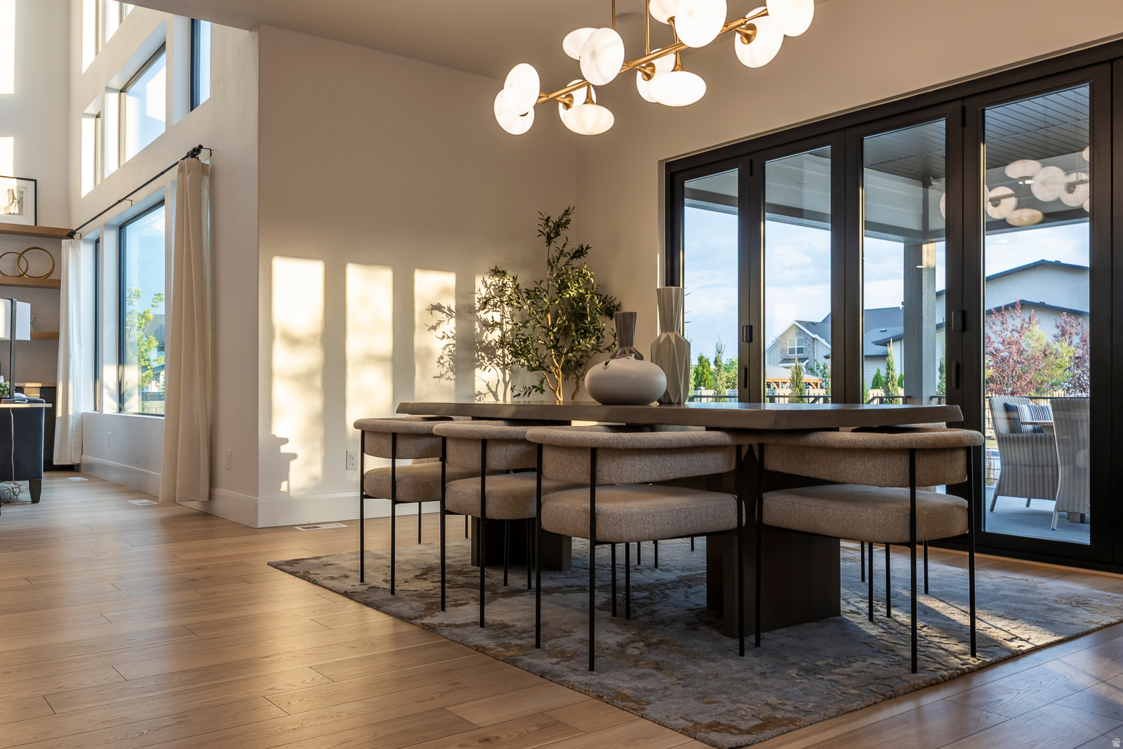 RIDGEVIEW EST 408 - Residential