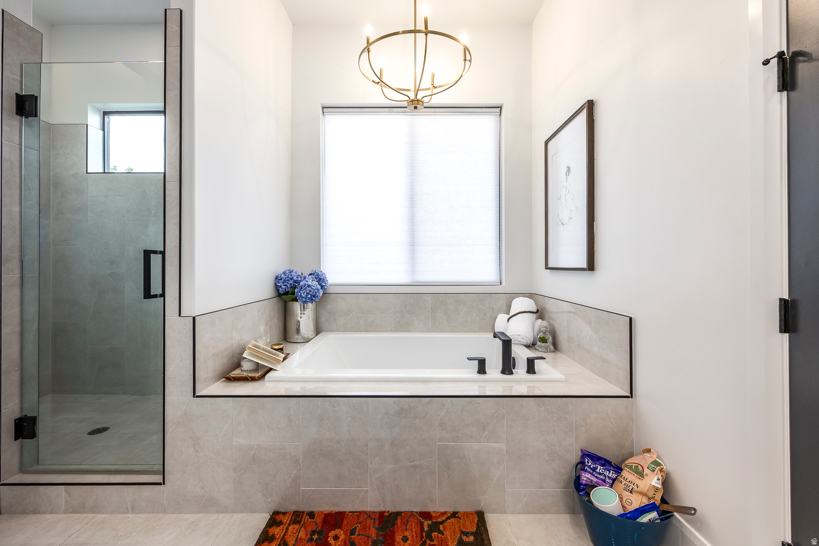RIDGEVIEW EST 408 - Residential