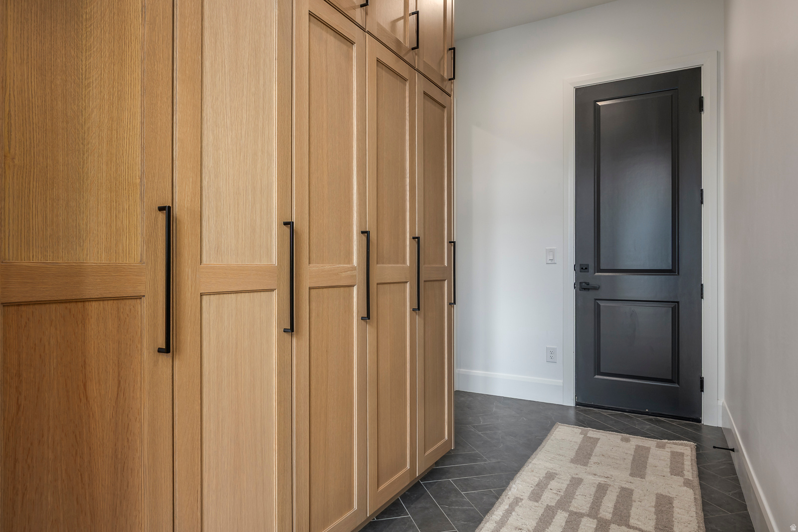 RIDGEVIEW EST 408 - Residential