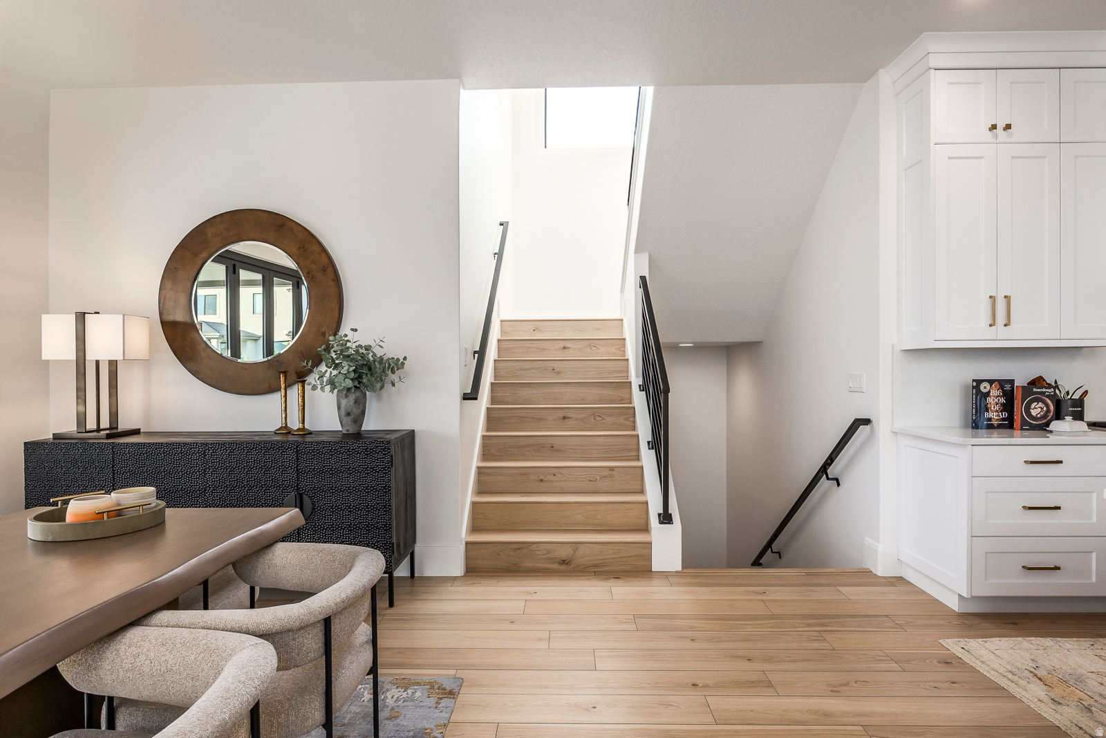 RIDGEVIEW EST 408 - Residential