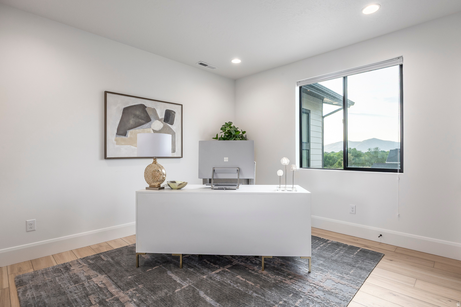 RIDGEVIEW EST 408 - Residential
