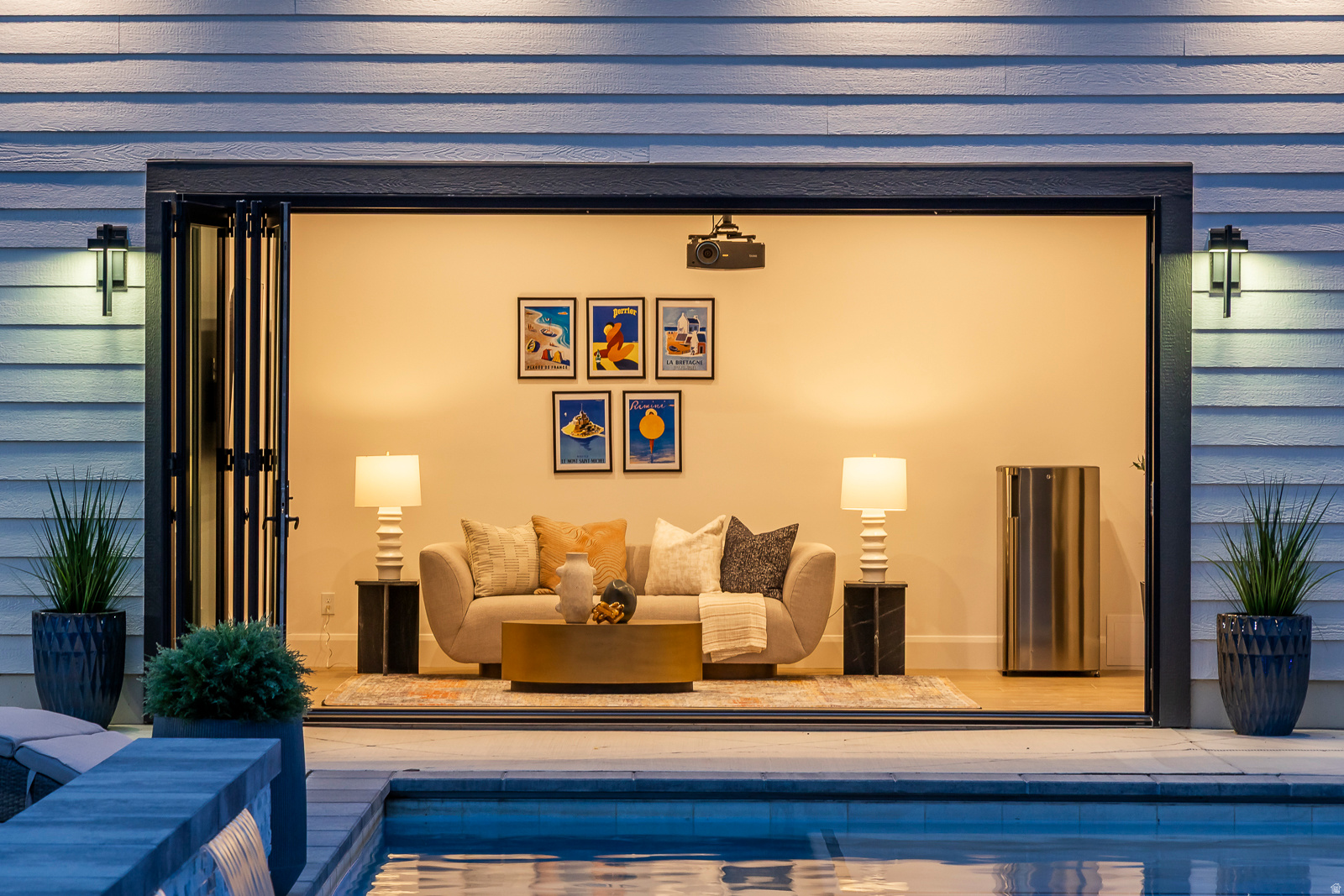 RIDGEVIEW EST 408 - Residential