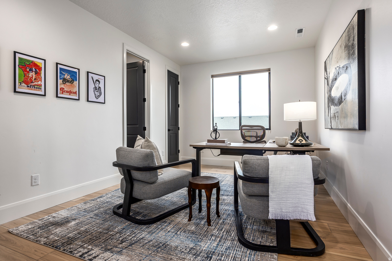 RIDGEVIEW EST 408 - Residential