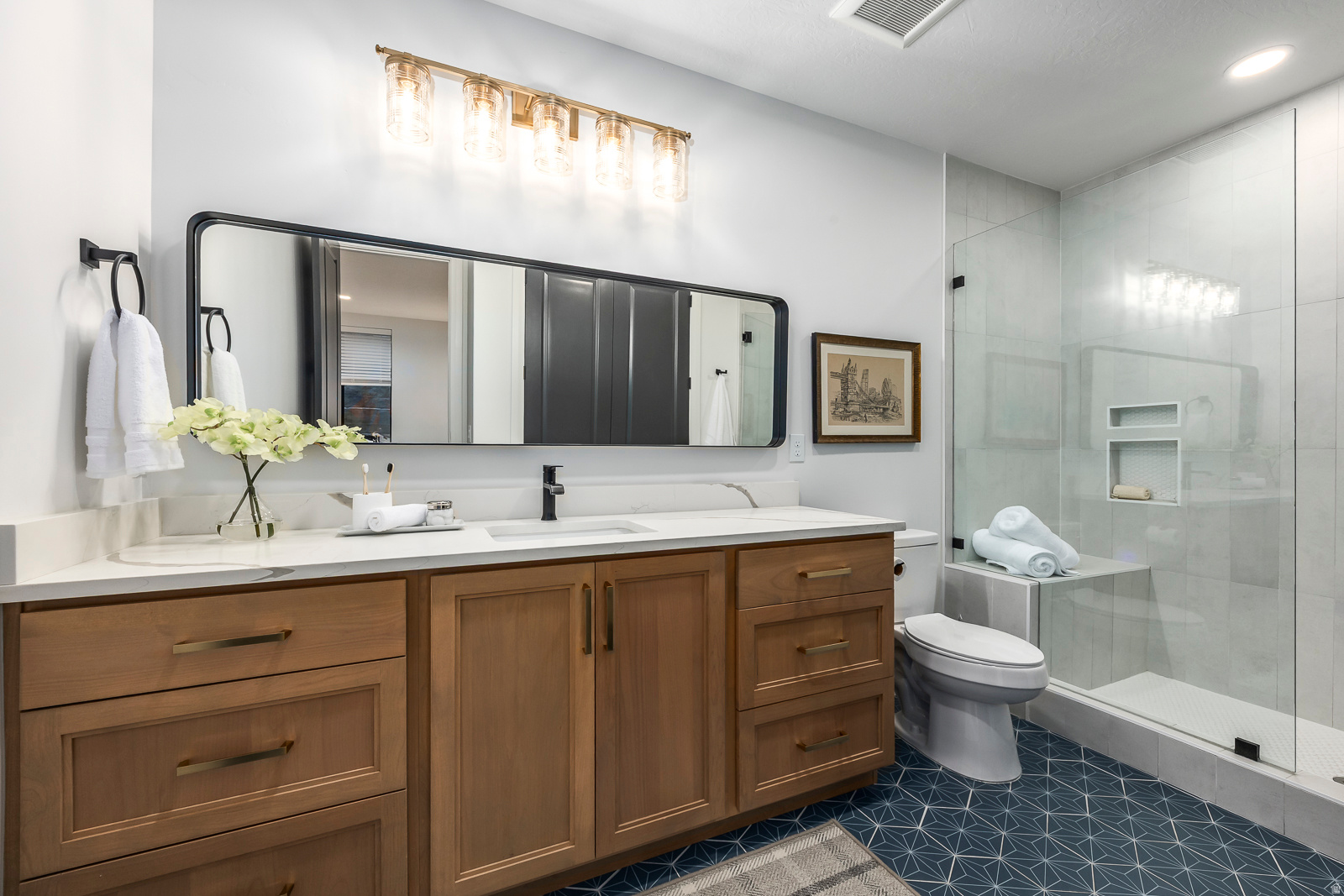 RIDGEVIEW EST 408 - Residential