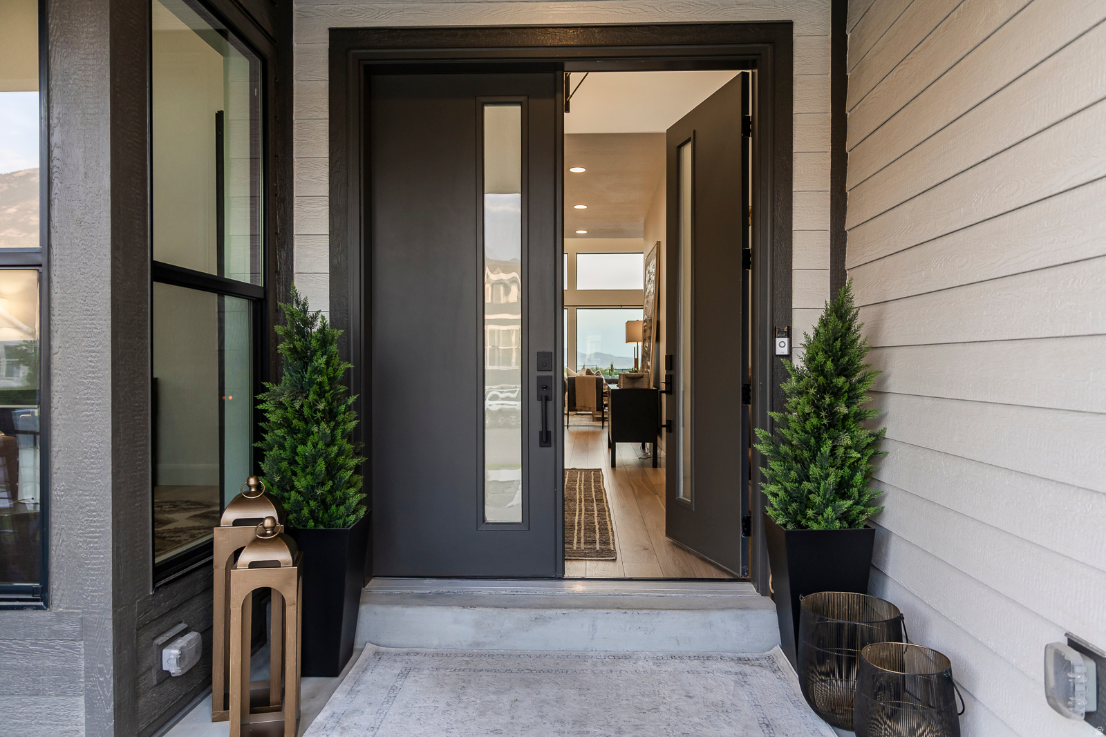 RIDGEVIEW EST 408 - Residential