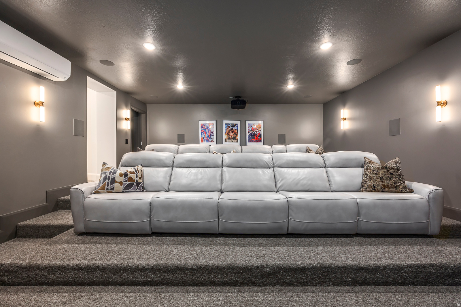 RIDGEVIEW EST 408 - Residential