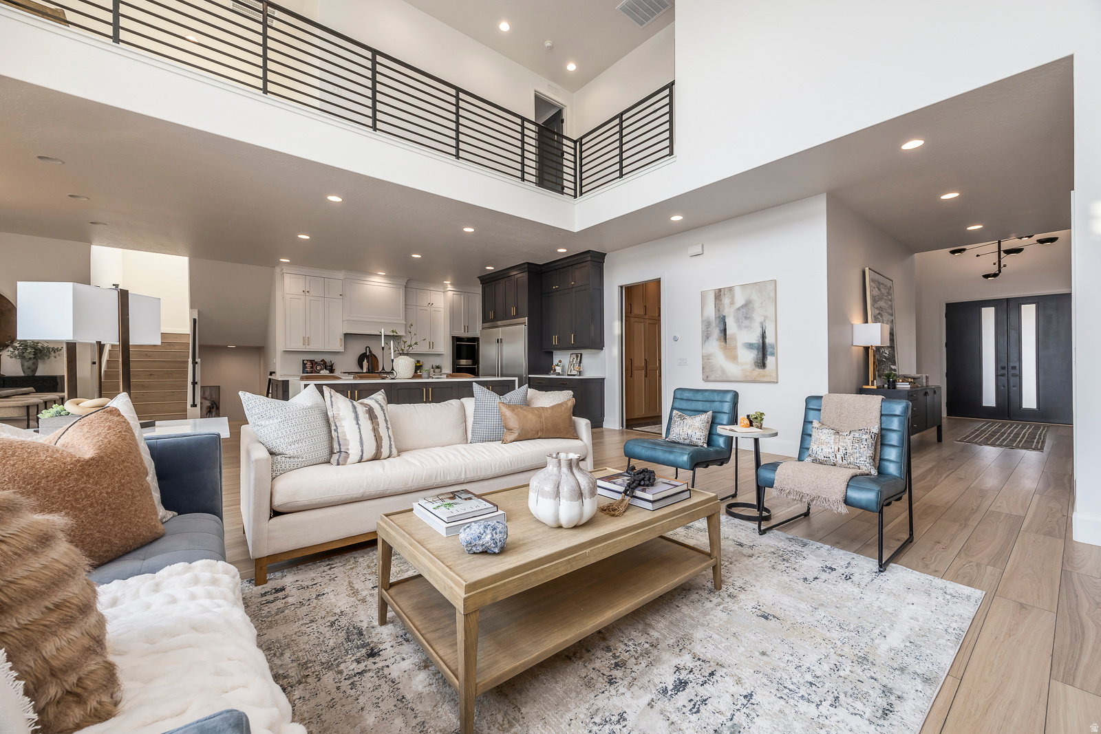 RIDGEVIEW EST 408 - Residential