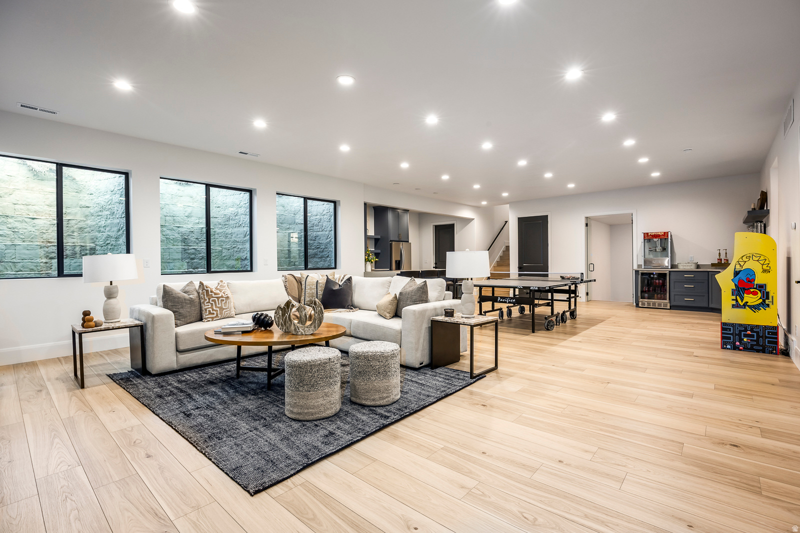 RIDGEVIEW EST 408 - Residential
