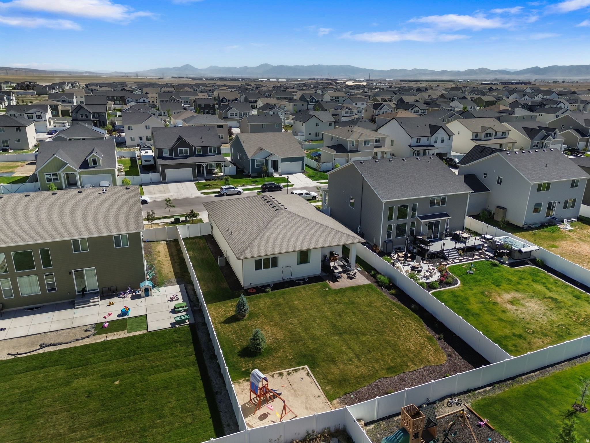 PARKWAY FIELDS - Residential