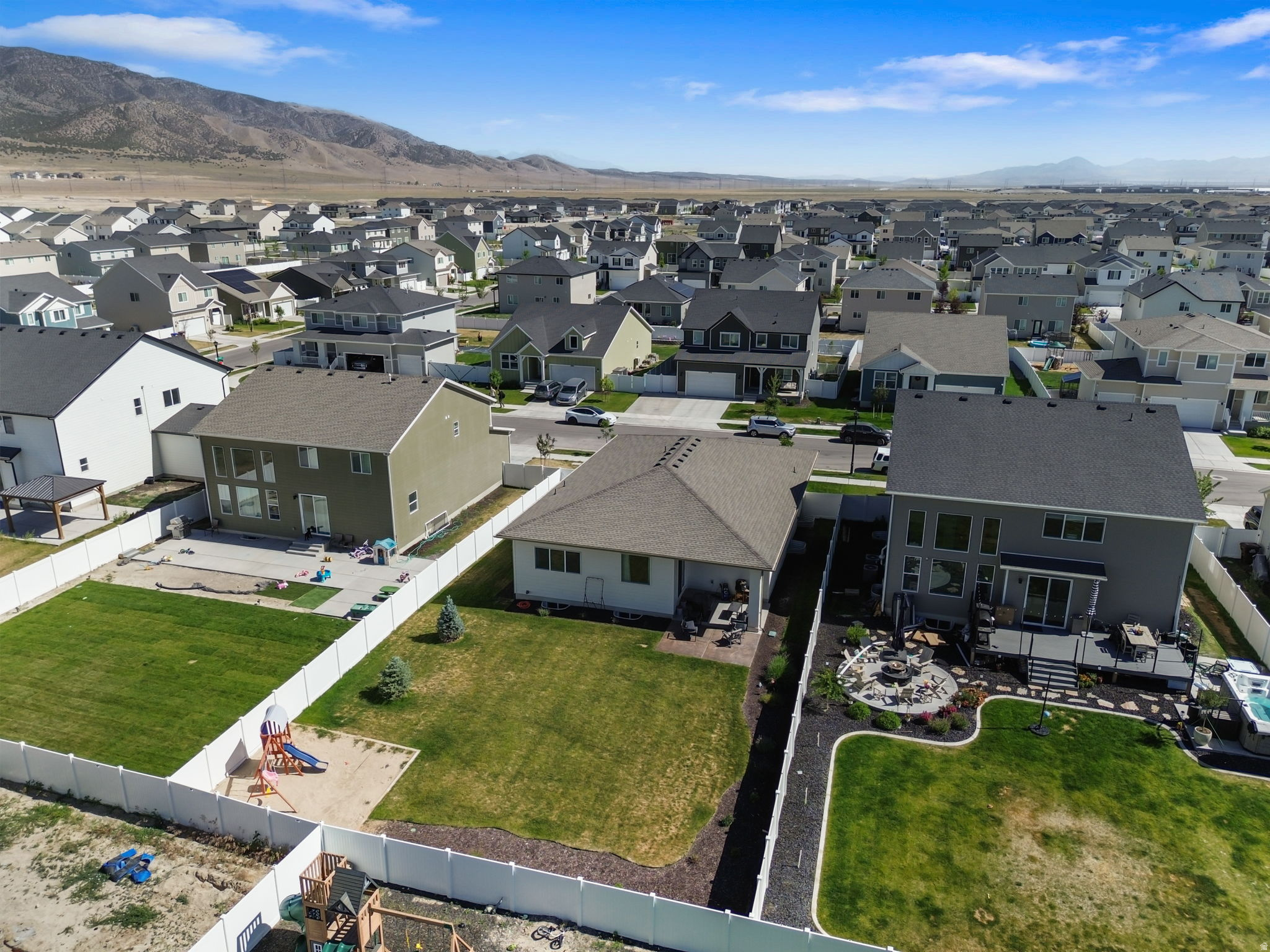 PARKWAY FIELDS - Residential