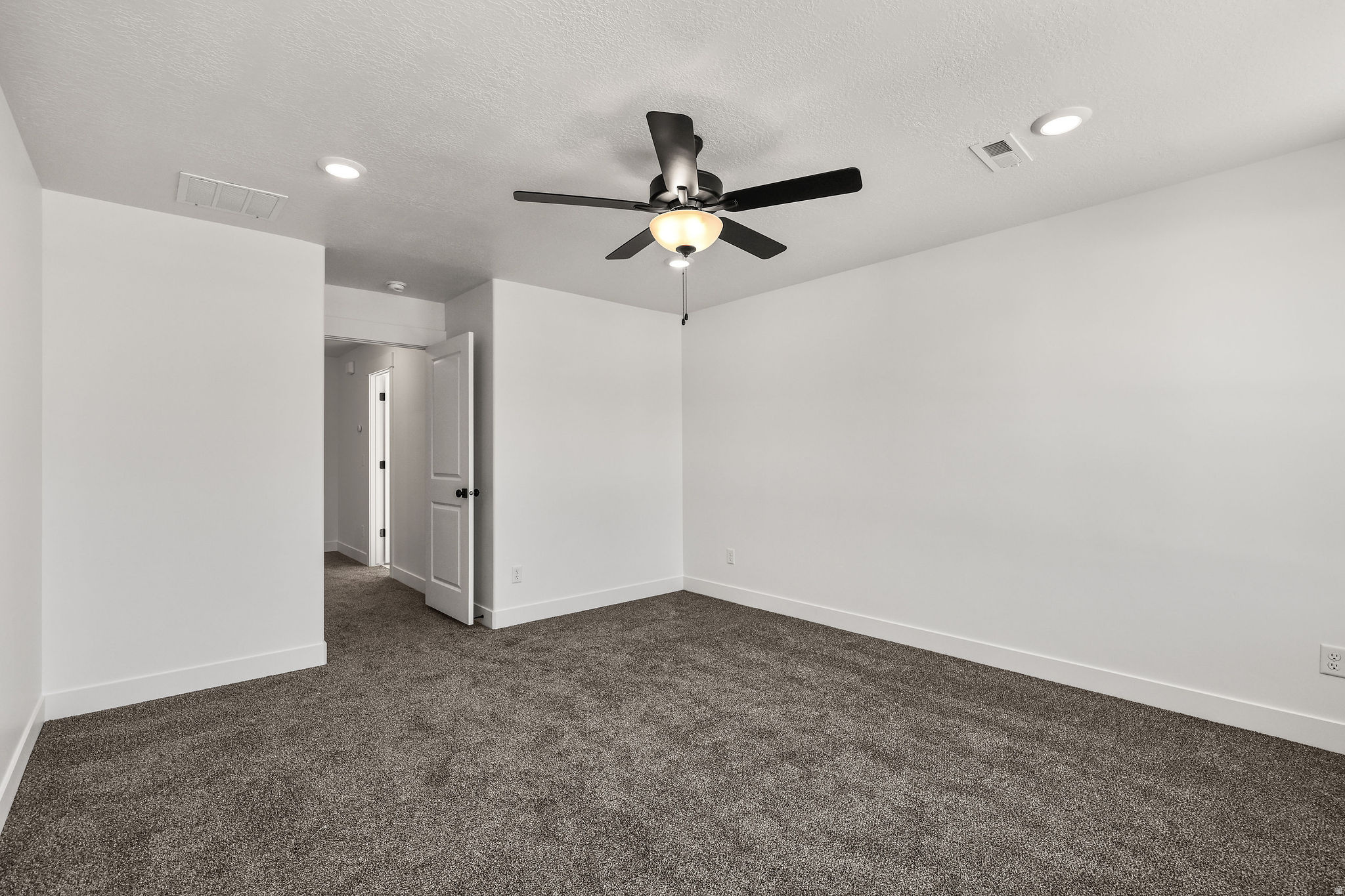 LIBERTY COVE - Residential