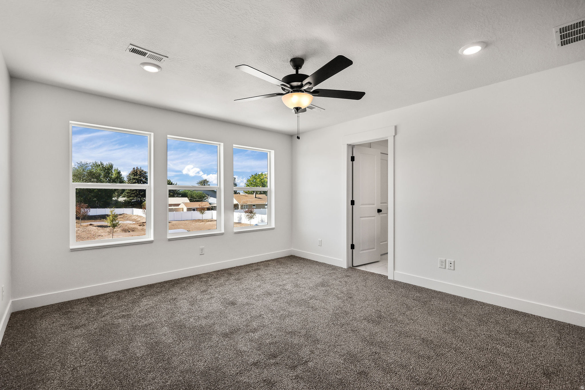 LIBERTY COVE - Residential
