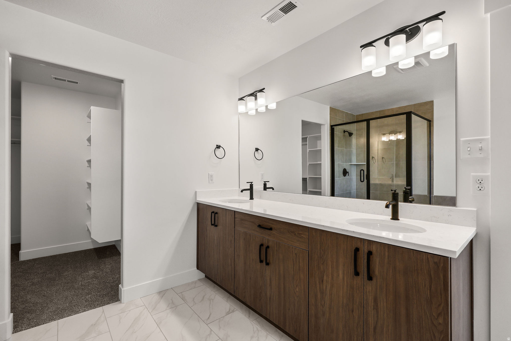 LIBERTY COVE - Residential