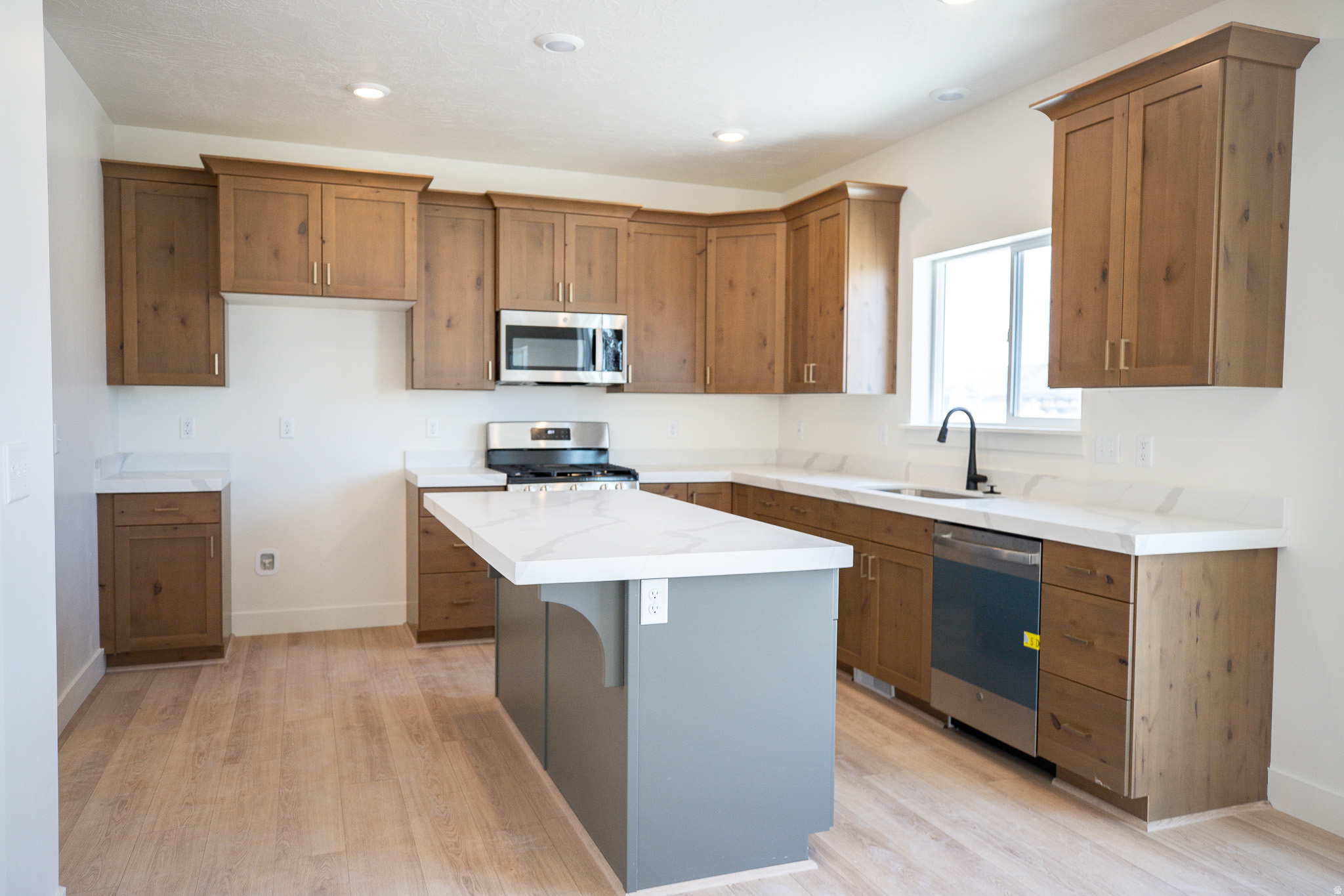 PARKWAY FIELDS SINGLES 2 - Residential
