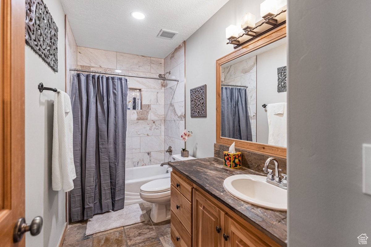 BEAR HOLLOW VILLAGE SUBDIVISION - Residential